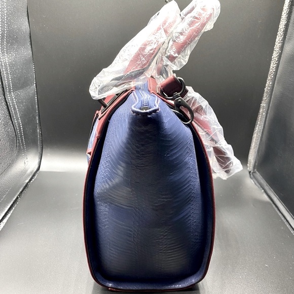 NWT DANIELLE NICOLE Alexandria bag - Picture 8 of 10